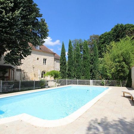 Le Clos Ligerien Nevers Luaran gambar